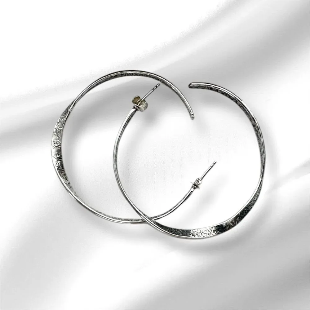 Silpada P1731 Retired TWIST OF FATE Oxidized Sterling Silver Hoop Earring